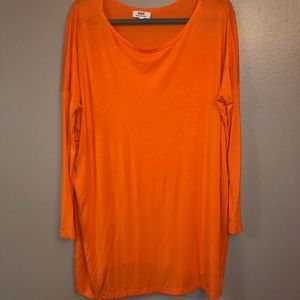 Piko Long Orange Flowy Top